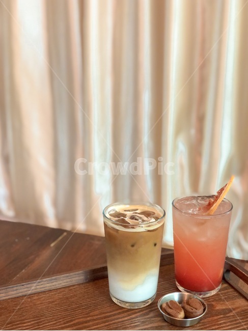 커피,라떼,에이드,자몽,음료,커피콩빵