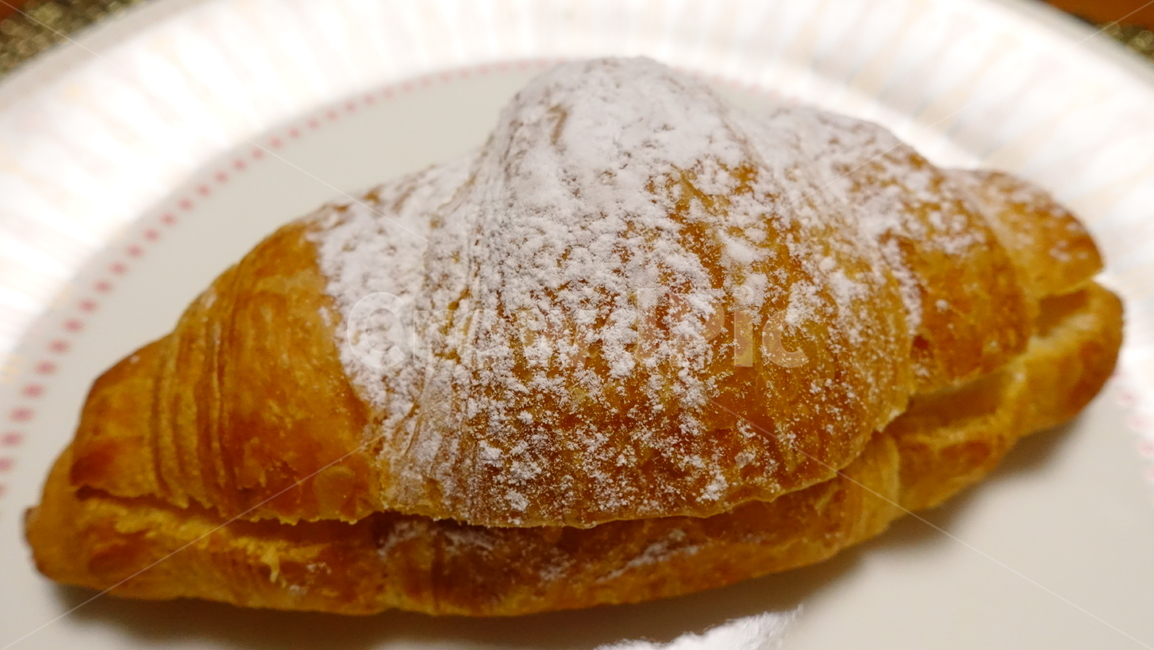식사,브런치,빵,조식,크로와상,페스츄리,bread,food,foodreserves,dishes,meal