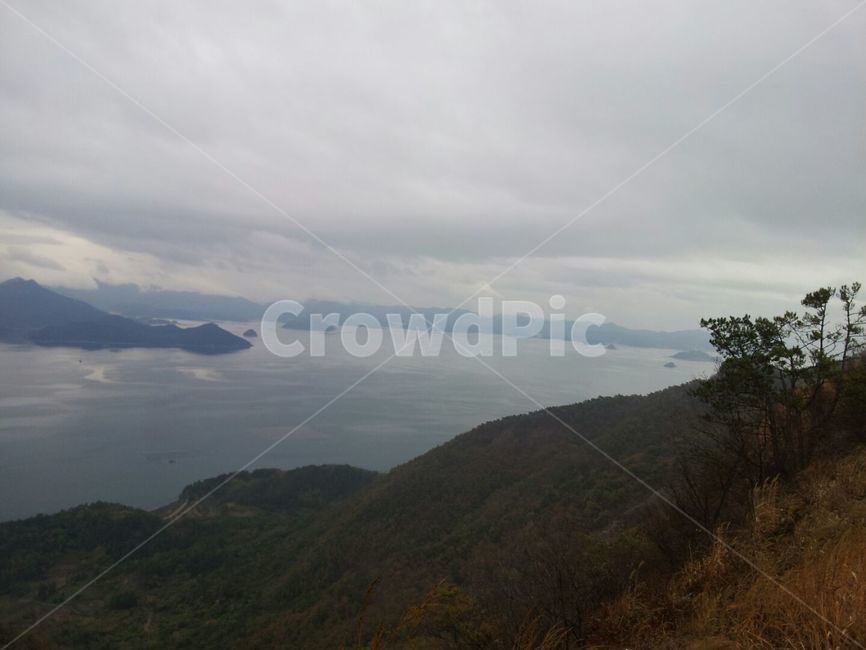 먹구름,바다,하늘,구름,산,풍경,landscape,ocean,mountain,cloud,sky,sea,해안,coast