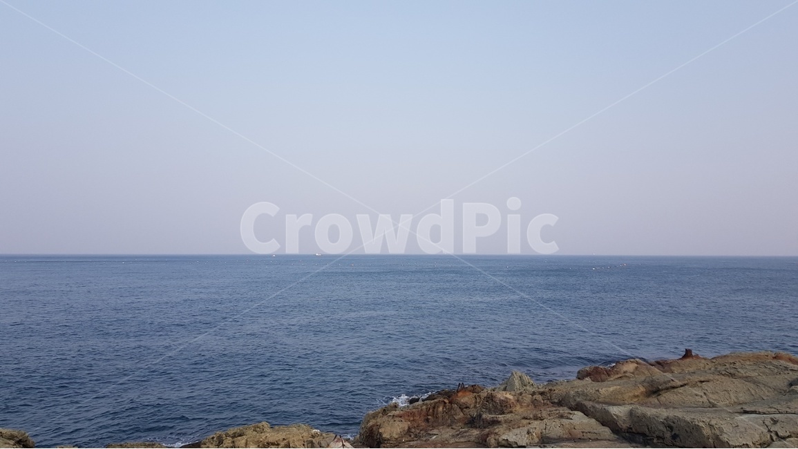 바다,자연,ocean,물결,감성,sea,푸른바다,분위기있는,풍경,힐링,부산,사람없음,햇살,빛,healing,nature,자연,풍경,nature,landscape,promontory,곶,architecture,건축물,building,건물