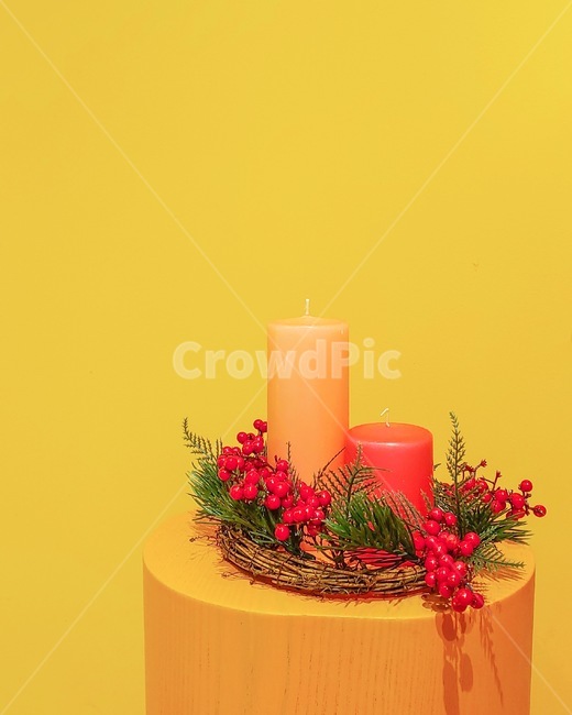 카페,실내,노랑,핑크,꽃,초,인테리어,나무,cafe,yellow,red,ping,flower,tree,색깔,색상,색채,색감,color sense,color sensitivity,feeling of color,사물,물건,오브젝트,thing,object,matter
