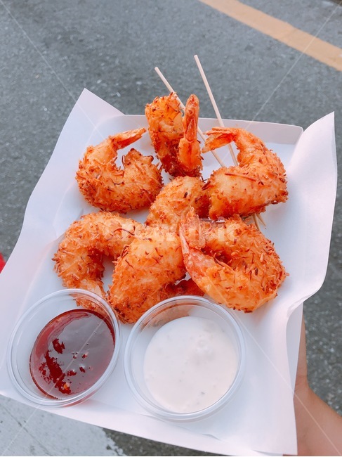 길거리음식,푸드트럭,코코넛쉬림프,소스,새우튀김,fried,shrimps,coconutshrimps,souce,delicious,street,streetfood,음식,식재료,요리,food,cook,meal,dishes,food reserves