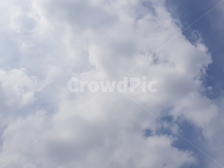 하늘,구름,뭉게구름,파란하늘,흰구름,하얀구름,흰색,하늘색,cloud,sky,bluesky,blue,white