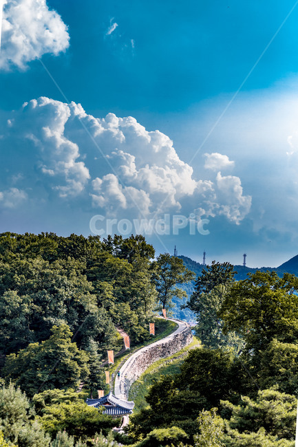 sky,castle,nature,national tourist site,world cultural heritage,watchtower,cultural festival,cloud,fortress,traditional architecture,Ungjinseong Fortress,Gongsanseong Fortress,landscape