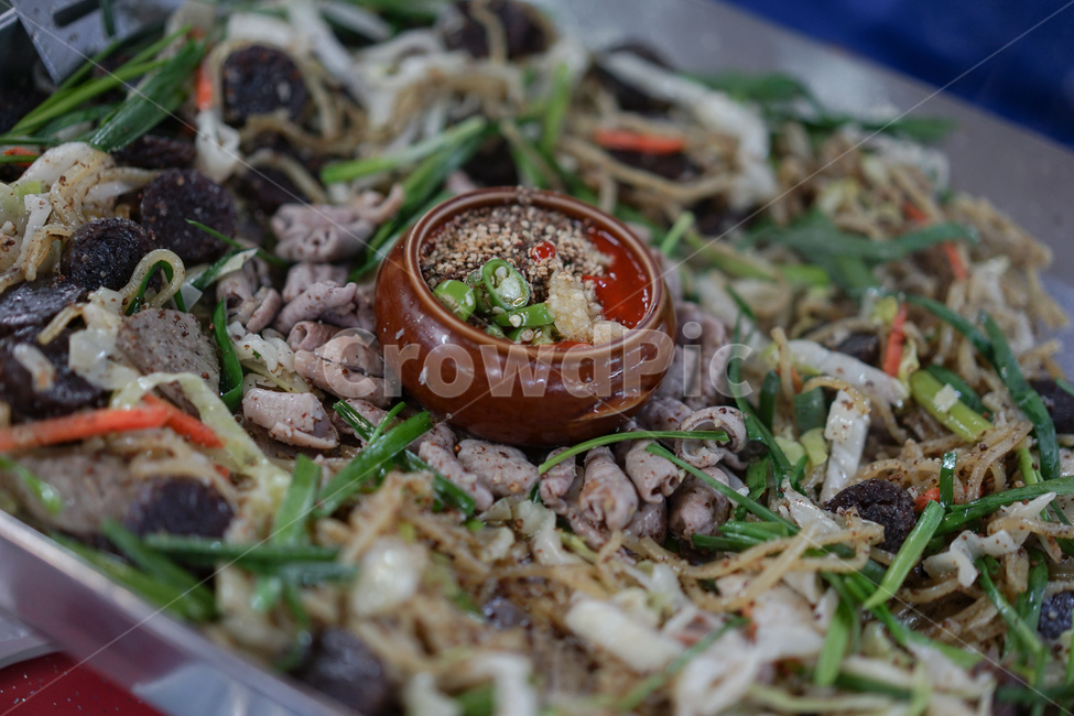 순대촌,순대볶음,철판,음식,요리,한국음식,곱창볶음,곱창,음식,식재료,요리,food,cook,meal,dishes,food reserves,한식,한국음식,한국요리,korean food,korean dishes,korean meal,korean cook