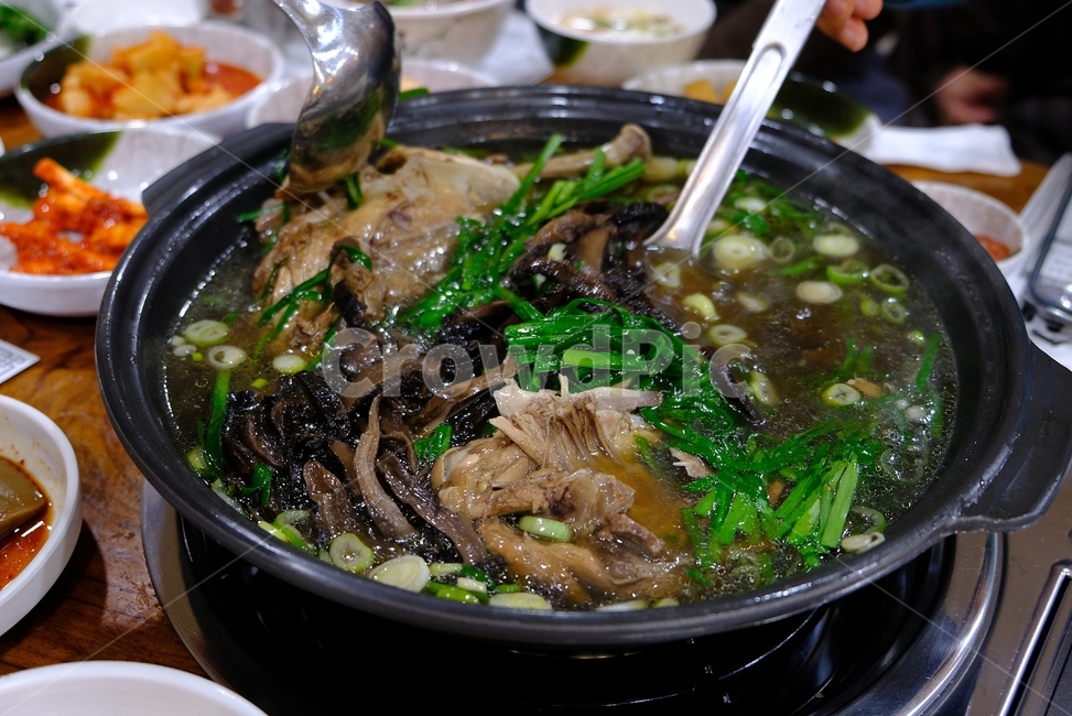 백숙,닭백숙,능이백숙,보양식,몸보신,meal,식사,식품,dish,요리,음식,식재료,요리,food,cook,meal,dishes,food reserves,한식,한국음식,한국요리,korean food,korean dishes,korean meal,korean cook