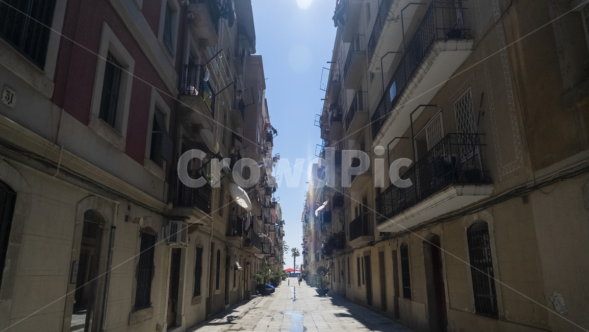 스페인,바르셀로나,하늘,유럽,건물,spain,barcelona,도시,풍경,city,landscape,골목길,alley,해외,외국,세계,foreign,oversea,world,세계도시풍경,해외도시풍경,외국도시풍경,world cityscape,path,통로,walkway,보도,sidewalk,pavement,포장,flagstone,판석