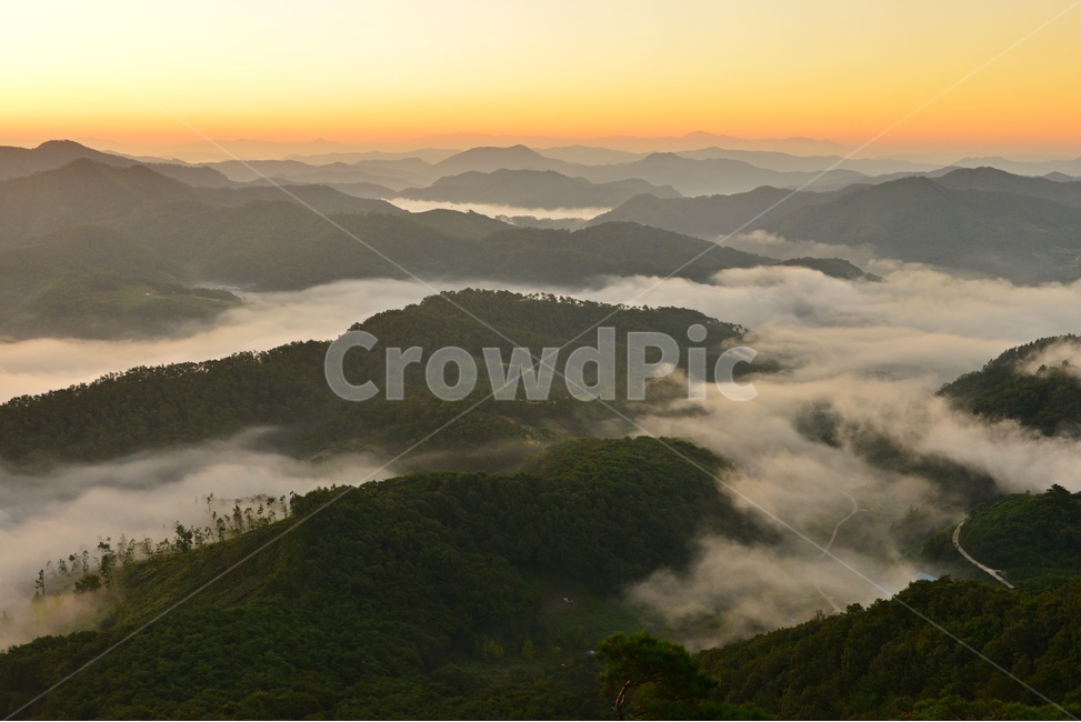nature,자연,outdoors,임실,국사봉,운해,국사봉일출,아침,여명,해돋이,경치,경관,풍경,옥외,mountain,산,mountainrange,산맥,dawn,새벽,sky,하늘,redsky,붉은하늘,light,빛,flare,플레어,자연,풍경,nature,landscape,한국자연풍경,한국자연경관,korea nature landscape