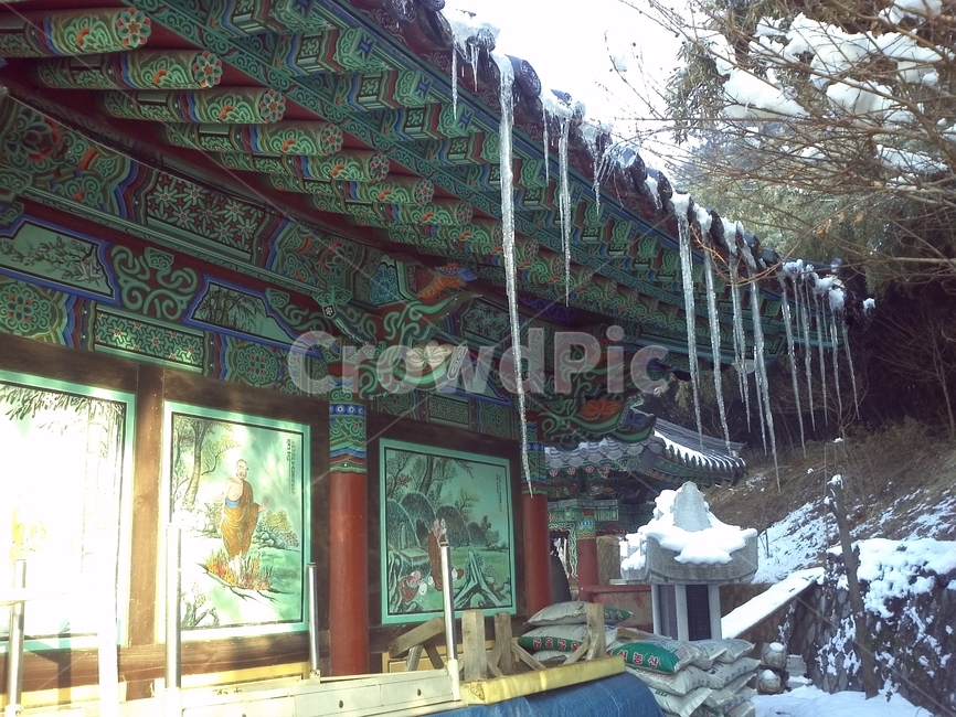 architecture,건축물,building,건물,고드름,겨울,계절,winter,season,한국전통,한국문화,korean traditional,korean culture
