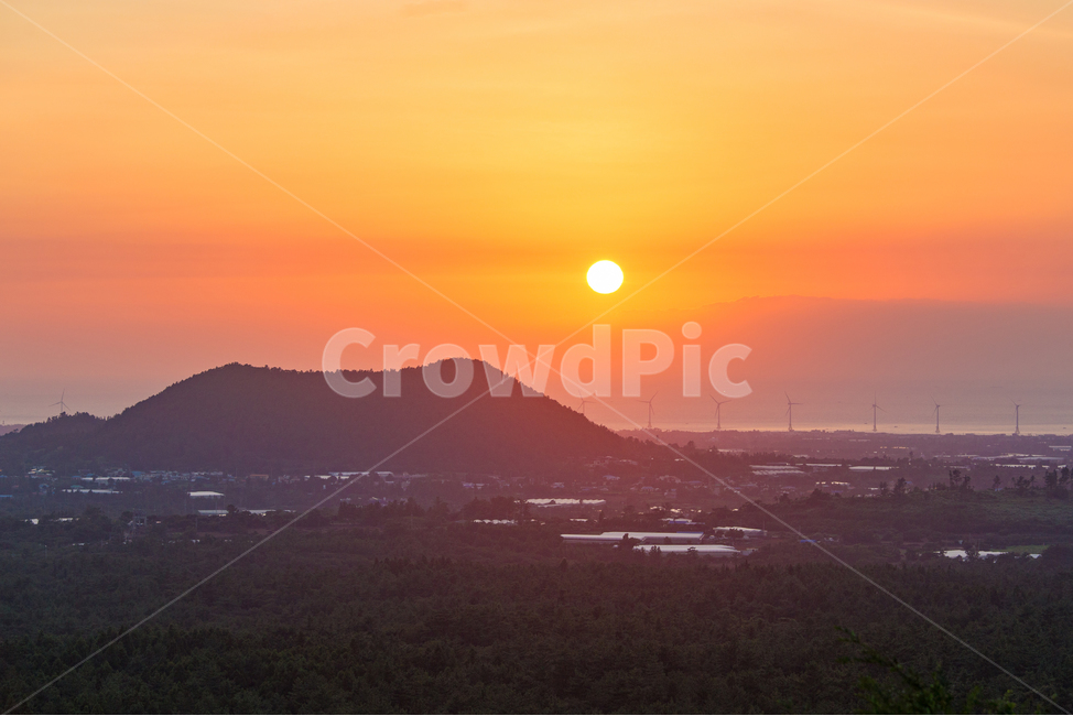 제주도,오름,해,산,바다,하늘,일몰,황혼,자연,풍경,힐링,sunset,dusk,sky,outdoors,nature,redsky,붉은하늘,문도지오름,풍경배경,배경,제주도배경,일출배경,자연,풍경,nature,landscape,한국자연풍경,한국자연경관,korea nature landscape