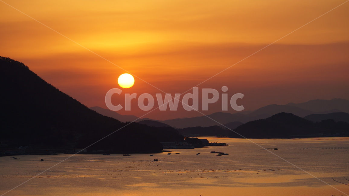 노을,석양,자연,풍경,바다,자연,풍경,nature,landscape,한국자연풍경,한국자연경관,korea nature landscape,outdoors,옥외,red sky,붉은 하늘,dawn,새벽,sunset,일몰,sky,하늘,dusk,황혼,sunlight,햇빛