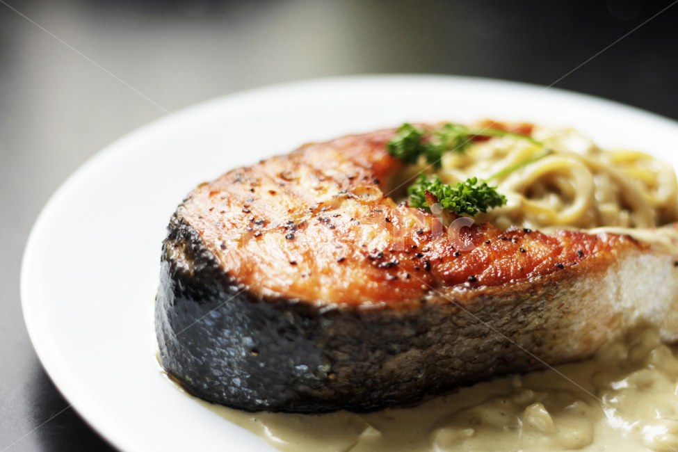 연어,연어스테이크,연어구이,크림소스,생선구이,salmon,salmonsteak,creamsauce,sauce,소스,음식,식재료,요리,food,cook,meal,dishes,food reserves