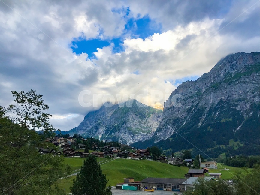 grindelwald,nature,자연,outdoors,옥외,mountain,산,mountainrange,산맥,swiss,switchland,스위스,그린델발트