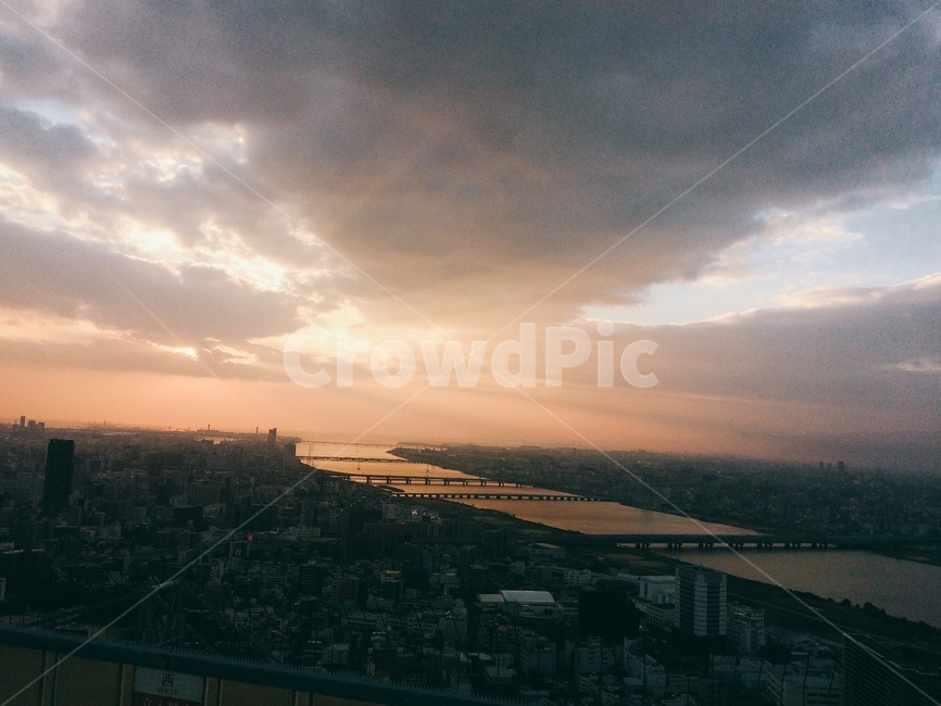 일본,우메다공중정원,전망대,도시,sunset,노을,해질녘,japan,osaka,다리,bridge,강,river,오사카,빛,하늘,구름,도시,풍경,city,landscape,nature,자연,outdoors,옥외,경치,scenery
