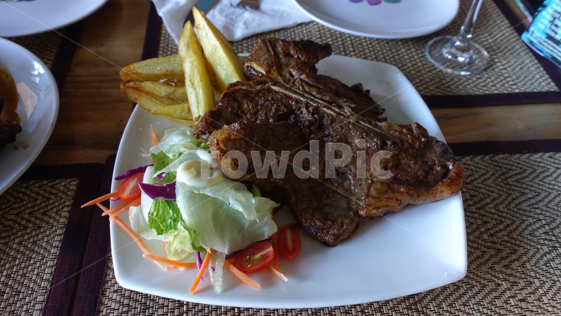 스테이크,소고기,steak,beef,감자튀김,음식,food,티본스테이크,음식,식재료,요리,food,cook,meal,dishes,food reserves