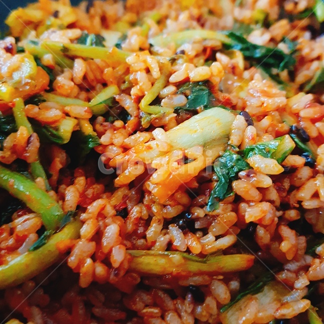 비빔밥,한국,열무김치,열무비빔밥,고추장비빔밥,토속적,한국적,음식,식재료,요리,food,cook,meal,dishes,food reserves,한식,한국음식,한국요리,korean food,korean dishes,korean meal,korean cook