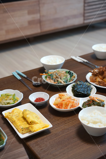 한식,집밥,밥,테이블,음식,요리,반찬,한국음식,가정식,백반,식사,음식,식재료,요리,food,cook,meal,dishes,food reserves,한식,한국음식,한국요리,korean food,korean dishes,korean meal,korean cook