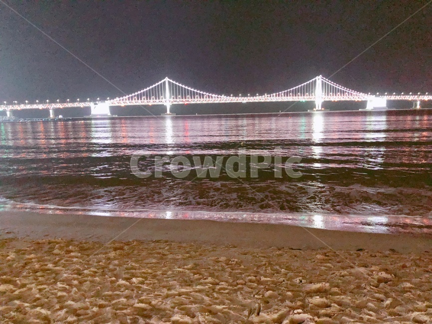 광안대교,겨울바다,바다,밤바다,모래사장,밤풍경,감성사진,야경,밤,풍경,nightscape,night,landscape,건축물,건물외관,exterior,building,structure,architecture,construction