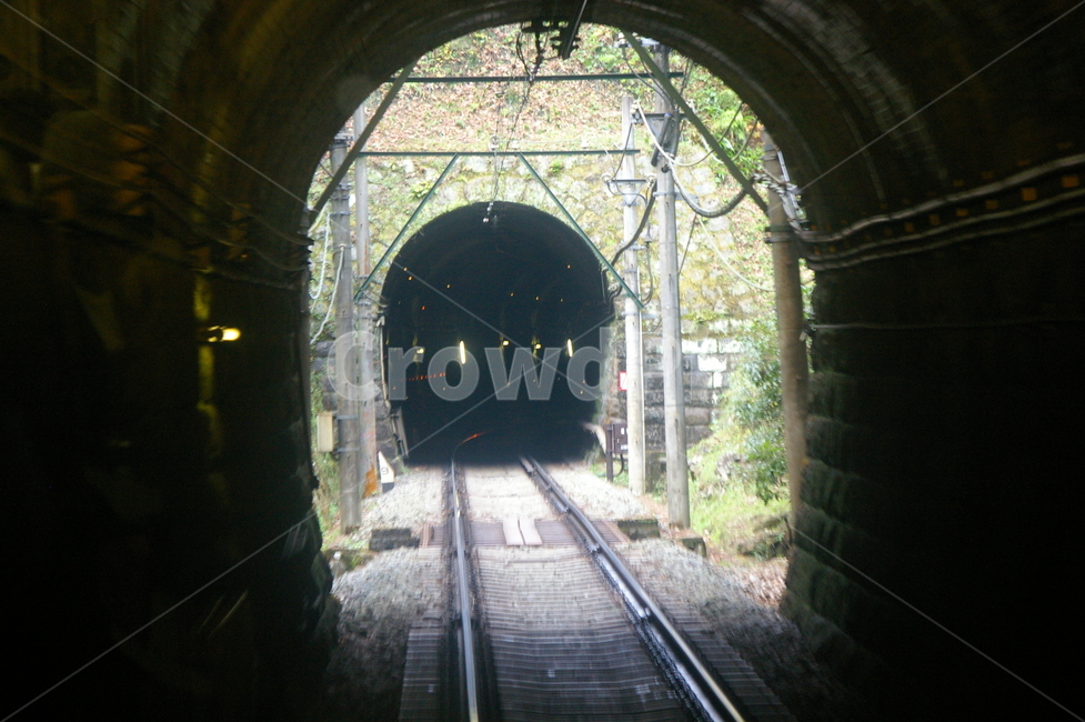 일본,도쿄,동경,철길,풍경,기차,기차안,창밖풍경,tunnel,터널,교통,교통수단,traffic,transportation