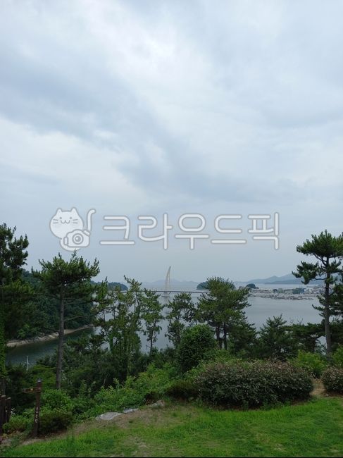 breakwater,Soho Breakwater,tree,Panorama,bridge,Courage Park,Seonsodaegyo Bridge,Yeo su,Seonso ruins,park,lawn