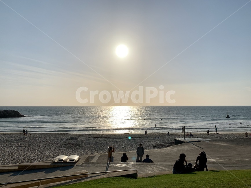 human,인간,person,사람,nature,자연,outdoors,옥외,water,물,ocean,대양,sea,바다,해수욕,beach,people,calm,free,sundet,선셋,해질녘