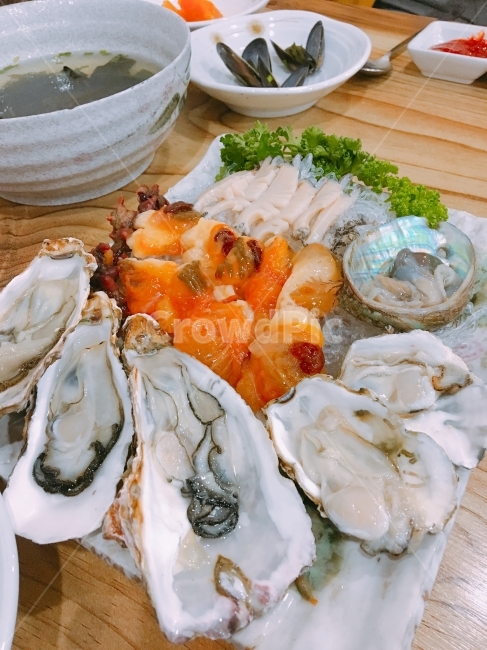 해산물,굴,회,횟집,바다음식,음식,식재료,요리,food,cook,meal,dishes,food reserves,수산물,해산물,fishery products,seafood