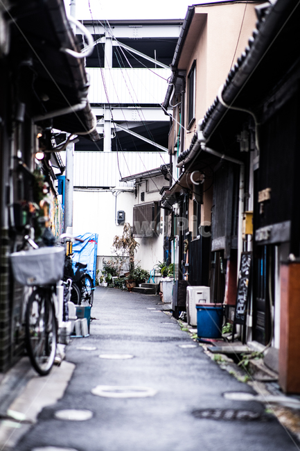 일본,japan,교토,골목,길,도로,골목길,alley,town,도시,road,city,시티,street,거리,urban,어반,building,건물,machine,기계,wheel,바퀴