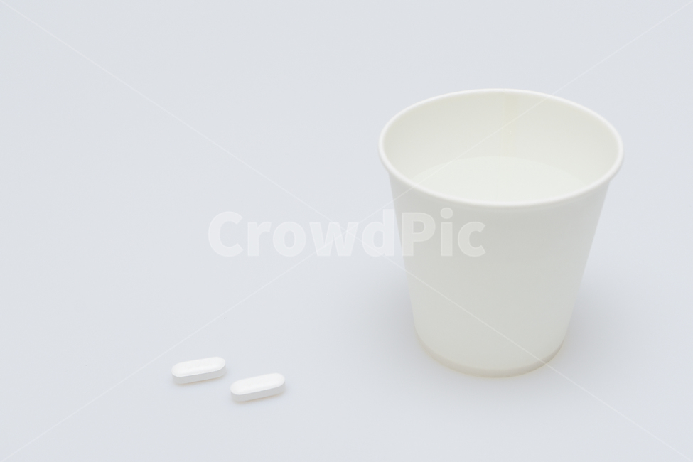disease,therapy,texture,paper cup,painkiller,water,water cup,Antibiotic,White,white,background