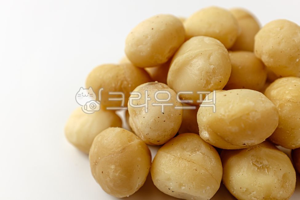 마카다미아,마카다미아너트,견과류,견과,열매,씨앗,음식,식사,식품,식료품,재료,식재료,음식재료,클로즈업,달콤한,고소한,담백한,부드러운,음식,식재료,요리,food,cook,meal,dishes,food reserves