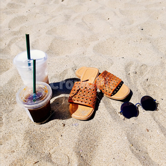 바다,여름,커피,샌들,선글라스,휴식,해변,바다,beach,sea