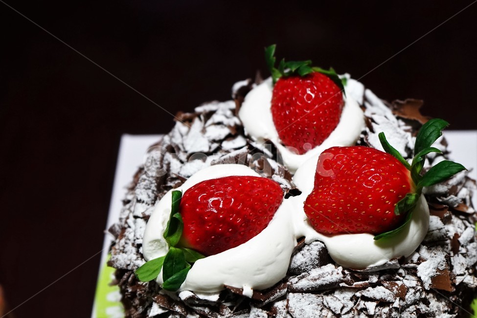 케이크,생일,초콜릿,생일케이크,딸기,cake,birthday,chocolate,strawberry,party