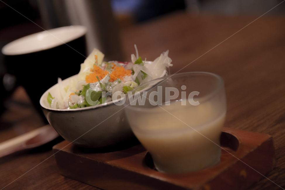 스시,일식,식당,조명,음식,야체,셀러드,야채