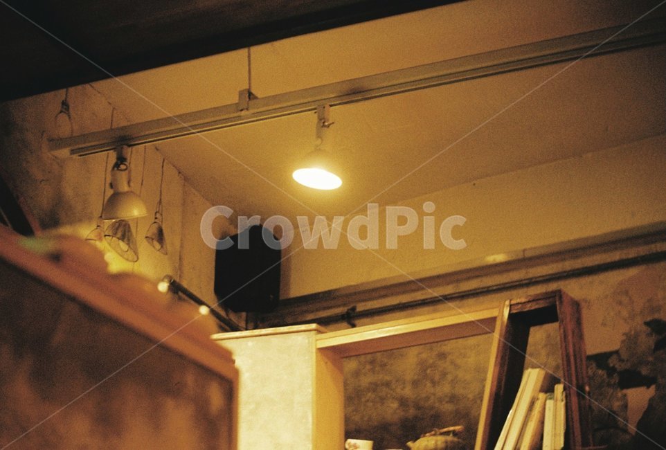 필름카메라,감성사진,카페,조명,빛,감성,sensible,feeling,인테리어,실내디자인,interior design