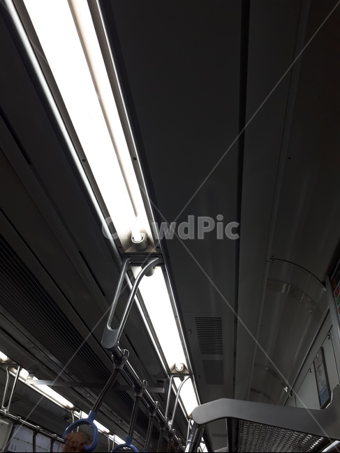 지하철,빛,대중교통,천장,led,불빛,차가운느낌,light,subway