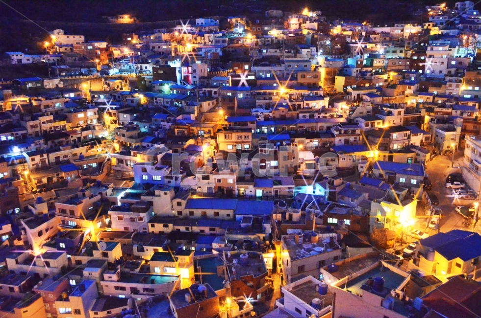 부산,감천문화마을,부산야경,야경,풍경,야경,밤,풍경,nightscape,night,landscape,도시,city,한국도시풍경,한국도시경관,korea cityscape,경치,nature,자연,outdoors,옥외,scenery,aerial view,조감도