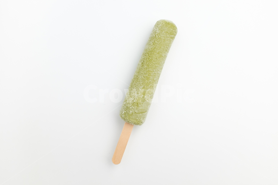 녹차아이스크림,녹차,아이스크림,녹차맛,냉동식품,냉동,유가공품,후식,디저트,달콤한,시원한,쓴,여름,간식,막대아이스크림,음식,우유,맛있는,부드러운