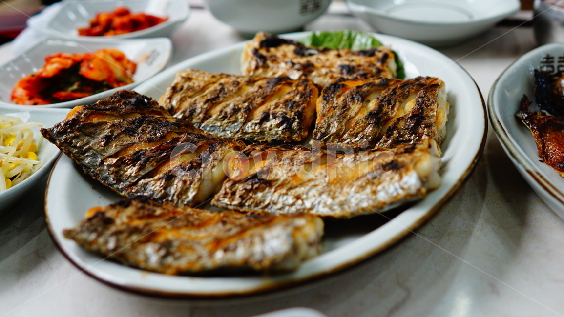 갈치구이,갈치,제주도,fish,생선구이,생선,음식,식재료,요리,food,cook,meal,dishes,food reserves,수산물,해산물,fishery products,seafood,한식,한국음식,한국요리,korean food,korean dishes,korean meal,korean cook