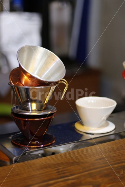 커피,카페,스페셜티,드립커피,핸드드립,푸어오버,아메리카노,디저트,음료,후식,바리스타,coffee,cafe,specialty,dripcoffee,handdrip,americano,dessert,beverage,barista,dripper,드리퍼,도구,추출,사물,물건,오브젝트,thing,object,matter,커피,카페,coffee,cafe