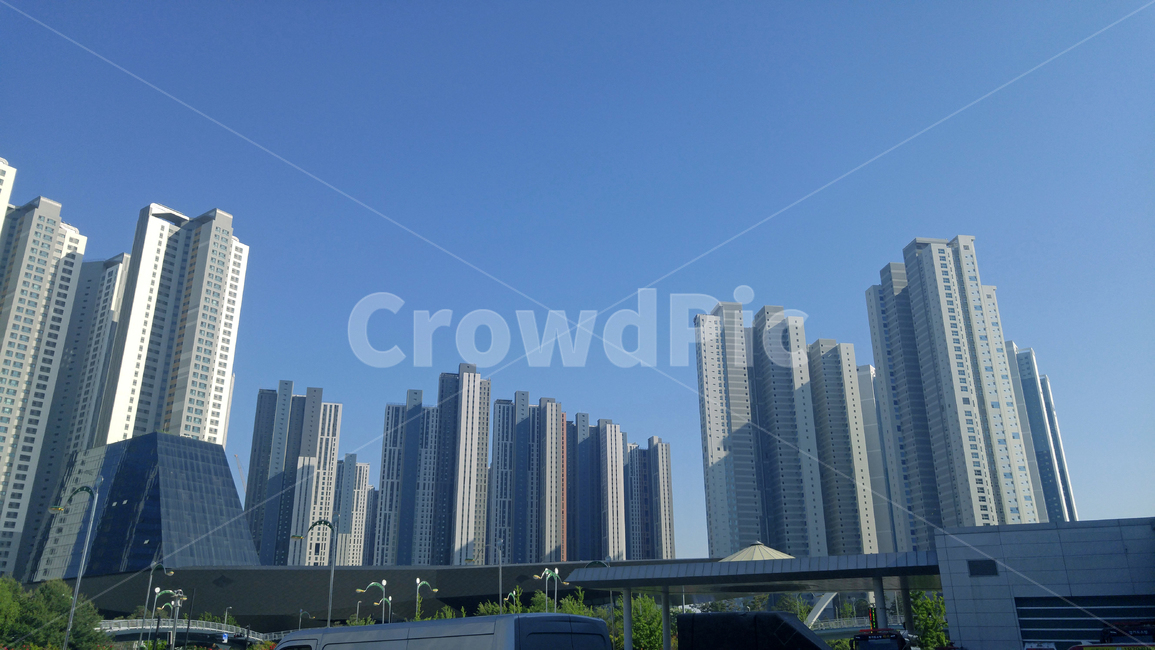 redevelopment,sky,erection,apt,real estate,construction site,House,house,building,new city,construction,high rise building,apartment,architecture