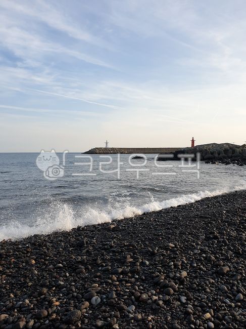 tide,date,breakwater,Jeju date,Jeju waves,couple travel,red lighthouse,family trip,sea waves,Jeju weather,Jeju Breakwater,Jeju travel,Jeju sea,Date course,Cool cool
