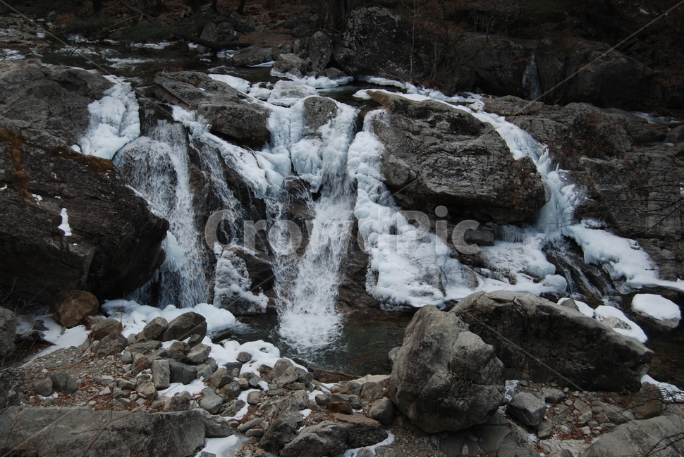 덕유산,명산,겨울,자연,등산로,겨울,계절,winter,season,자연,풍경,nature,landscape,river,강,water,물,outdoors,옥외,rubble,파편