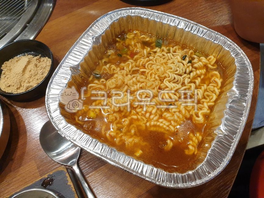 라면,은박지,일회용그릇,누들,noodle,음식,food