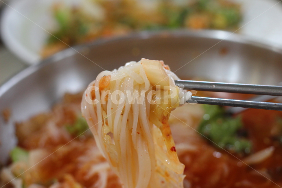 면,국수,비빔국수,밀가루,김치국수,면류,면음식,한국음식,여름음식,시원한,면요리,냉국수,cook,food,noodles,koreanfood,foodreserves,dishes,meal,koreancook,koreanmeal,먹거리,음식,식재료,시원하다,한식