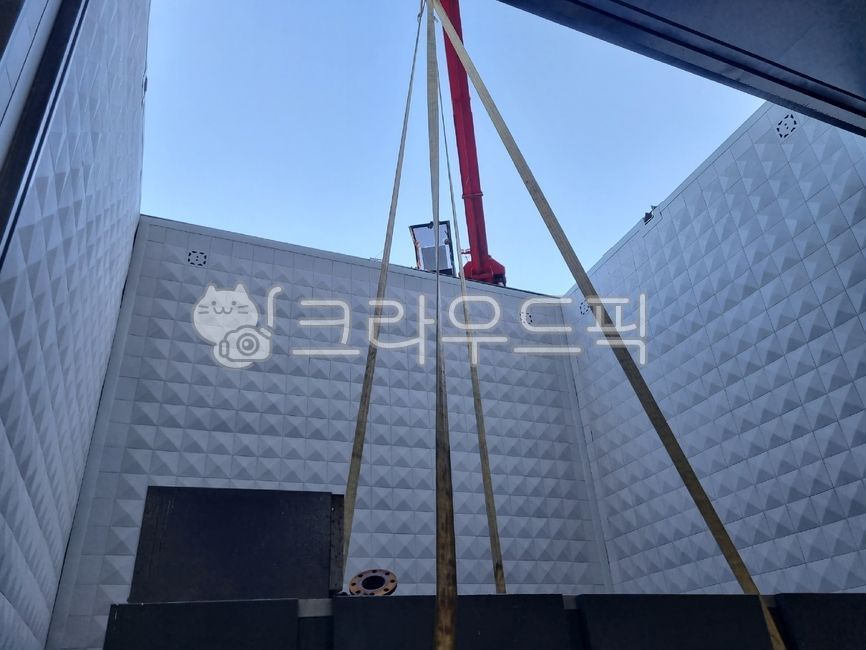 건설현장,산업현장,크레인,호이스트,인양고리,고리,인양로프,로프,크레인줄,슬링벨트,슬링로프,constructionsite,industrialsite,crane,hoscist,liftingloop,loop,liftingrope,ropes,craneline,slingbelt,slingrope,와이어로프,wirerope,건물,building,건설크레인,constructioncrane,쇠사슬,사슬,철,쿠사리체인,체인,일제쿠사리,chains,steel,kusarichain,chain,japanesekusari,후크,hook