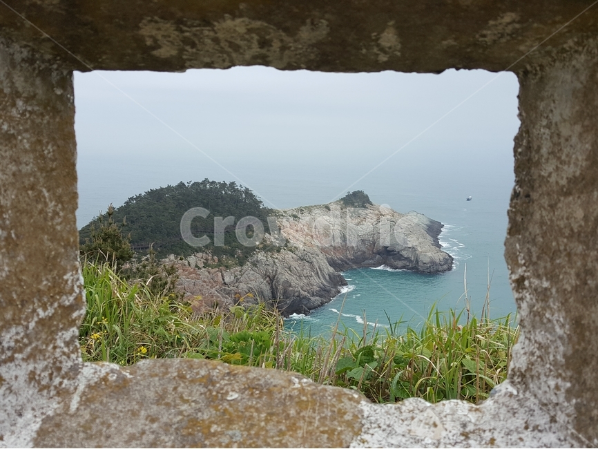 코끼리바위,바다,섬,island,frame,프레임,돌섬,자연,풍경,nature,landscape,outdoors,옥외,land,땅,shoreline,해안선,water,물,ocean,대양,sea