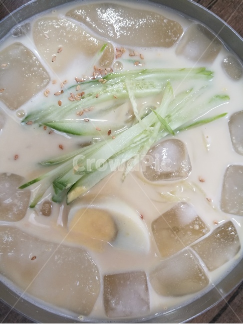 콩국수,여름,오이,계란,깨,건강,유기농,보양식,콩국물,농업,국산콩,얼음,음식,식재료,요리,food,cook,meal,dishes,food reserves,면류,면요리,noodles,한식,한국음식,한국요리,korean food,korean dishes,korean meal,korean cook