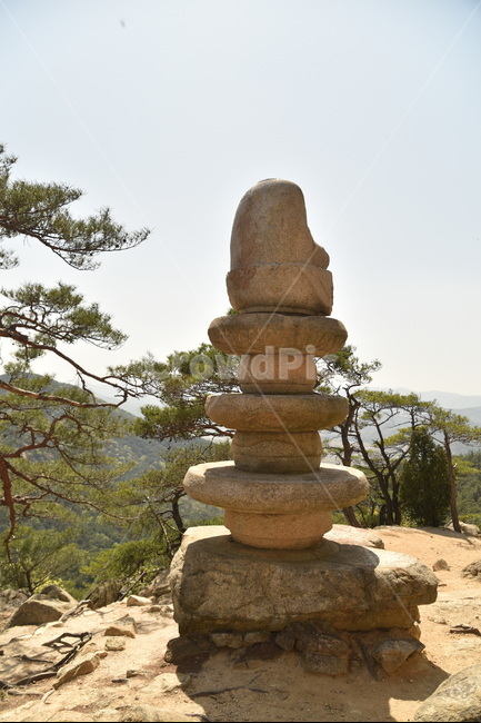 불상,석불상,경주,남산,신라시대,돌,석물,기념물,예배대상,종교,불교