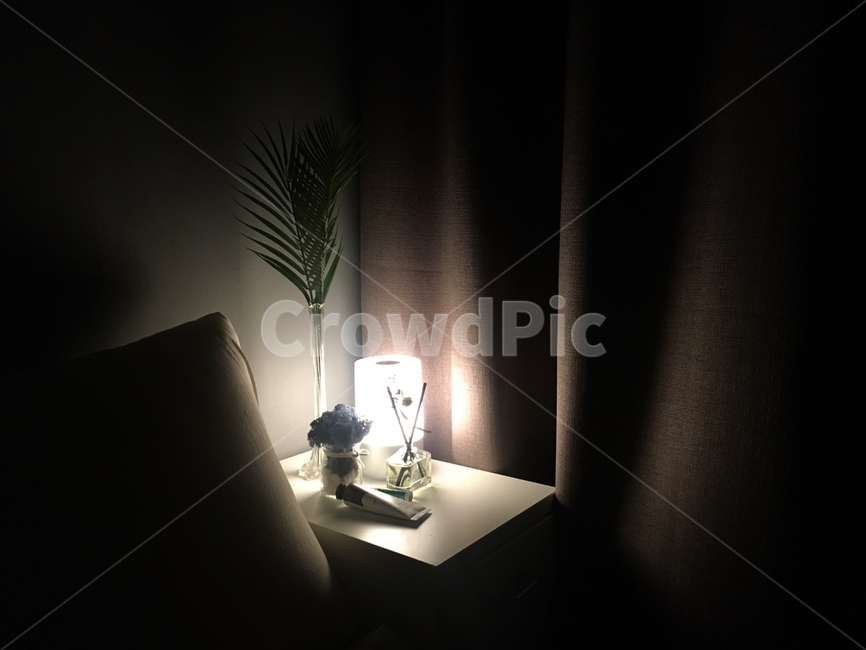밤,감성,새벽감성,감성사진,방,내방,myroom,night,light,조명,인테리어,interior,수면등,무드등,cozyroom,배경