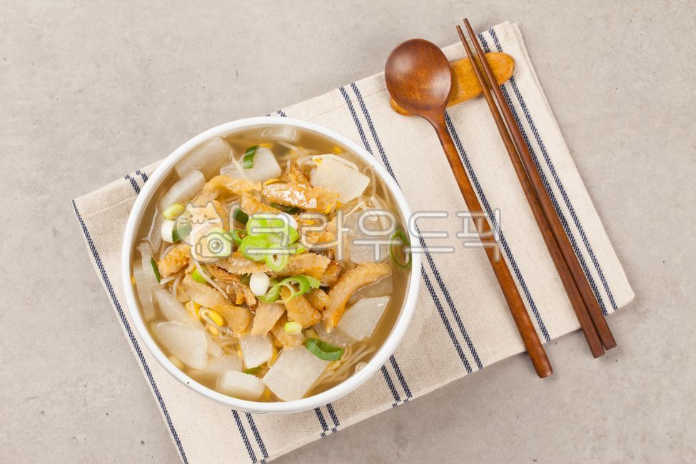 황태국,황태,콩나물,국물요리,식사,숙취해소,해장국,국