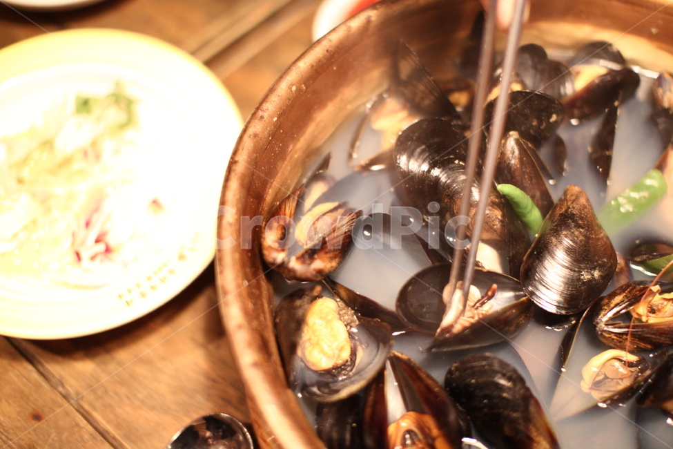 홍합탕,홍합,안주,기본안주,술상,술안주,음식,식재료,요리,food,cook,meal,dishes,food reserves,수산물,해산물,fishery products,seafood
